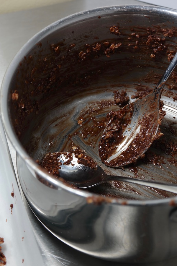 Chocolate Oatmeal No Bake Cookies